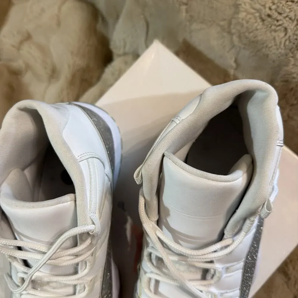 Nike Jordan 11 Retro Silver AR0715-100 Women's Size 10.5 and Men's Size 9 Unisex